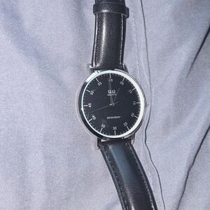 Q&Q Quartz Classic Black Leather Men's Watch